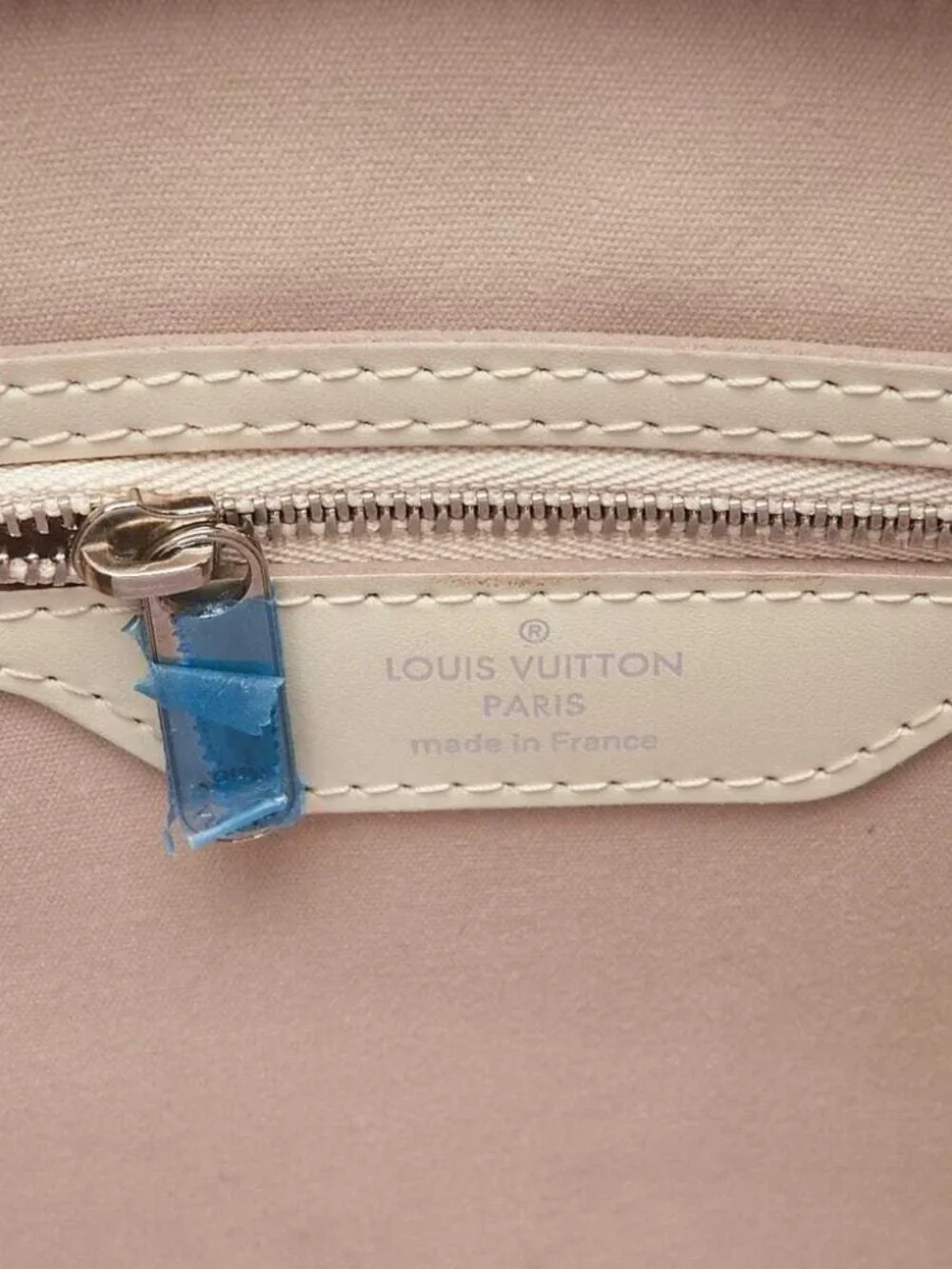 Louis Vuitton Ivorie Epi Leather Brea MM Bag